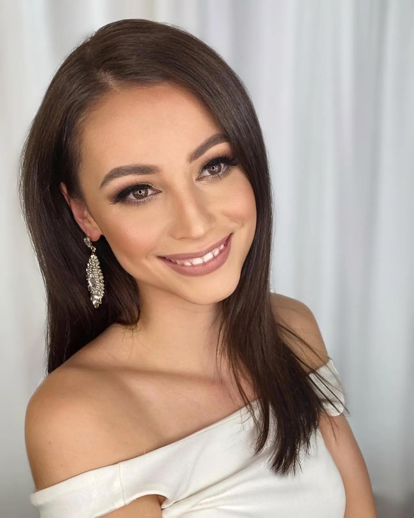 Sophisticated bridal makeup trial look with soft glam finish